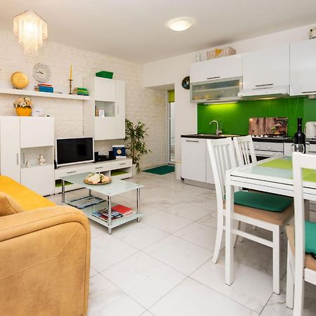 Apartment Dea Split Zewnętrze zdjęcie