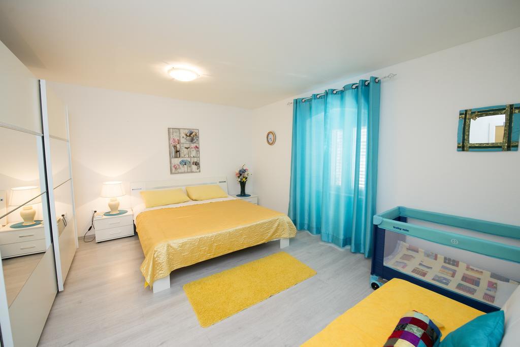 Apartment Dea Split Zewnętrze zdjęcie