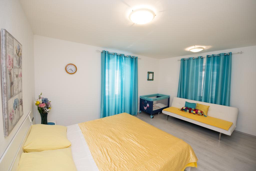 Apartment Dea Split Zewnętrze zdjęcie